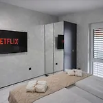 Dinlux Apartamento *