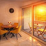 Dinlux Apartamento *