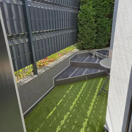 Dina Διαμέρισμα *