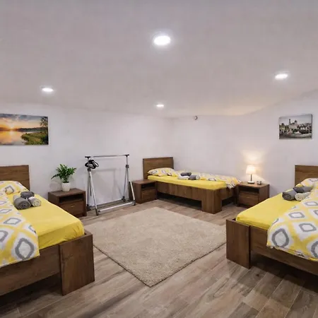 Apartamento Dinlux *